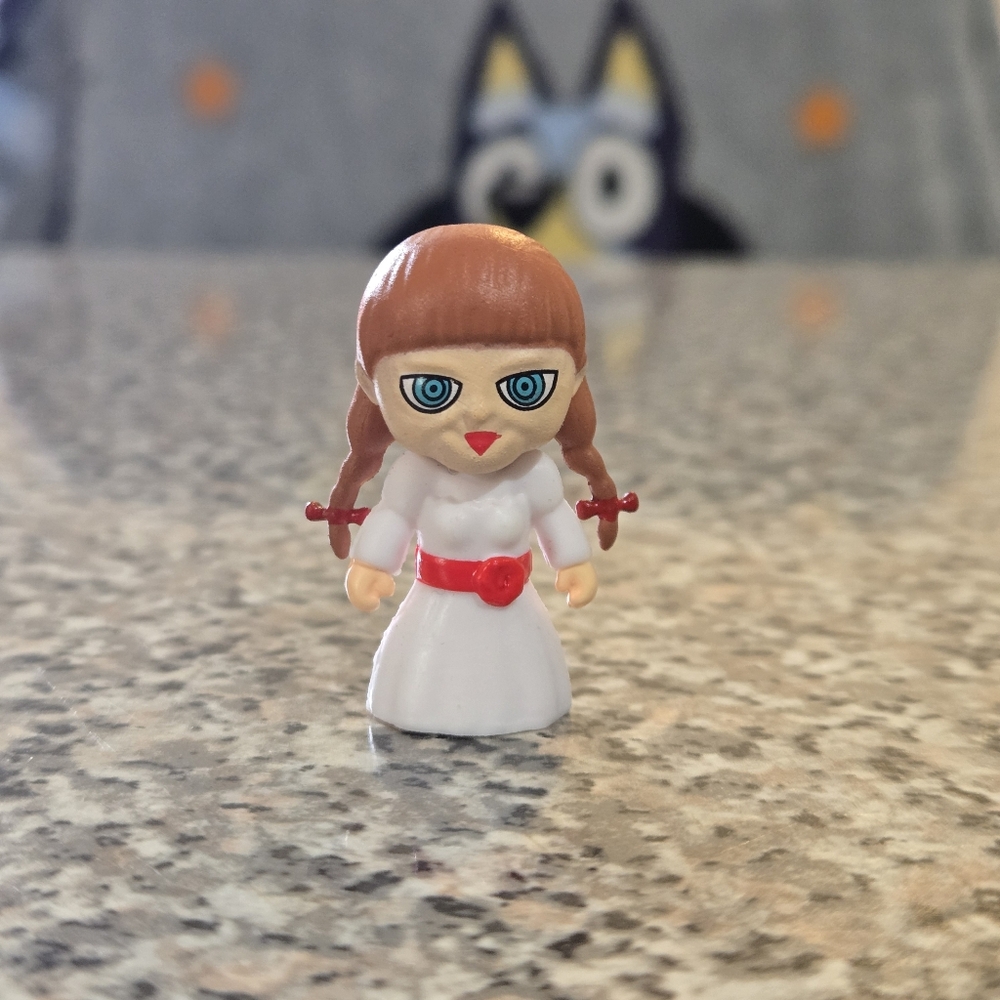 🍒🍒 (Bundle Only) Annabelle White and Red Mini Figure